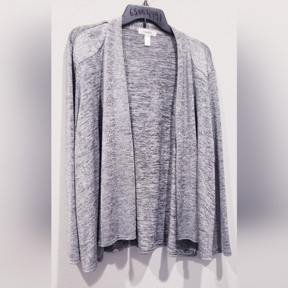 Dressbarn Long sleeve cardigan with metallic detail on the shoulder. Size 18/20